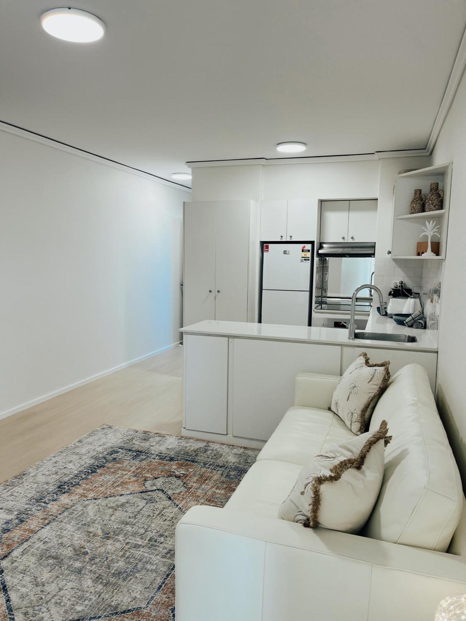 Bondi Beach Waves 2 Beachfront Apartment Sydney Luaran gambar